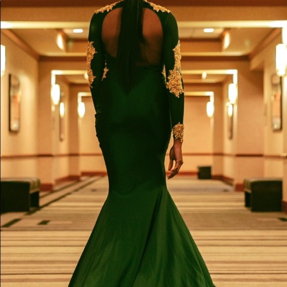 Emerald Prom dress. Custom made - Picture 2 of 4
